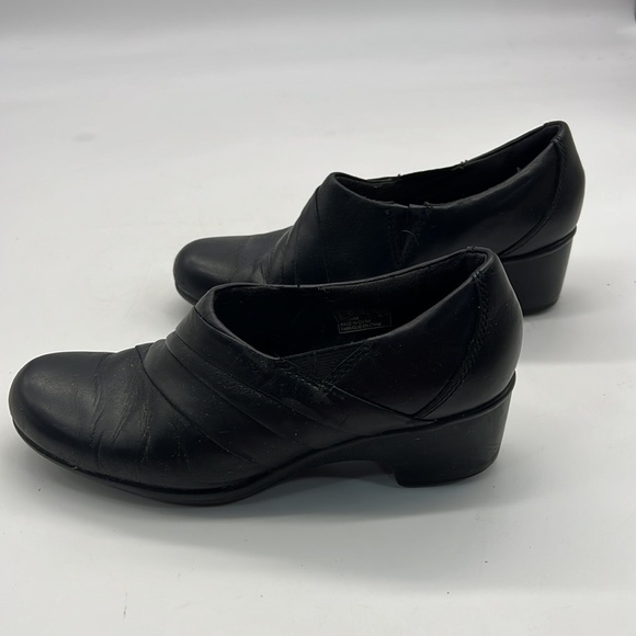Clarks Black Leather Slip on Shoes with 2 inch Wedge Style Heel size 6.5 - Picture 5 of 11